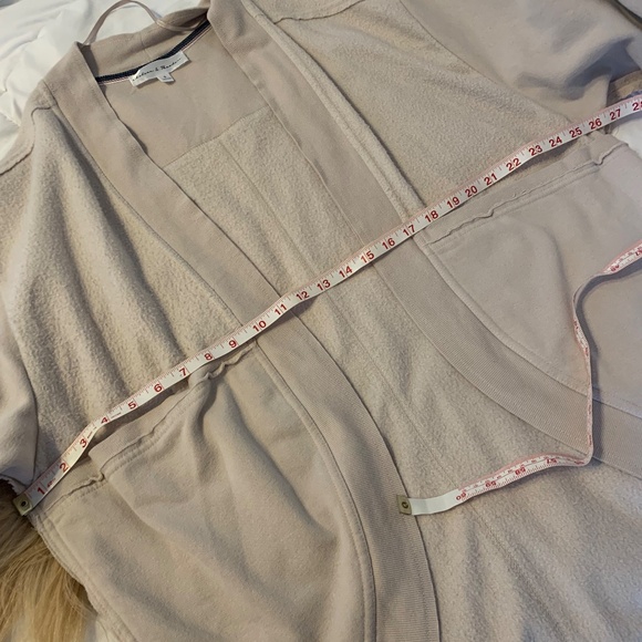 Chelsea & Theodore cardigan oversized small - Picture 7 of 13